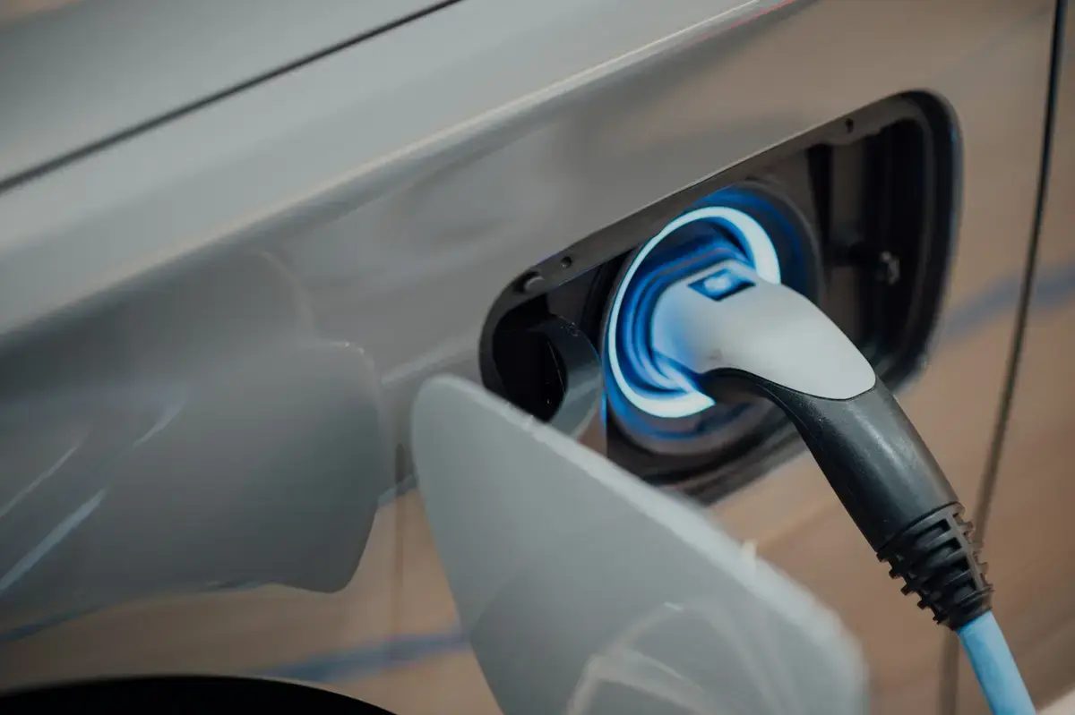 電動車充電插座連接充電線
