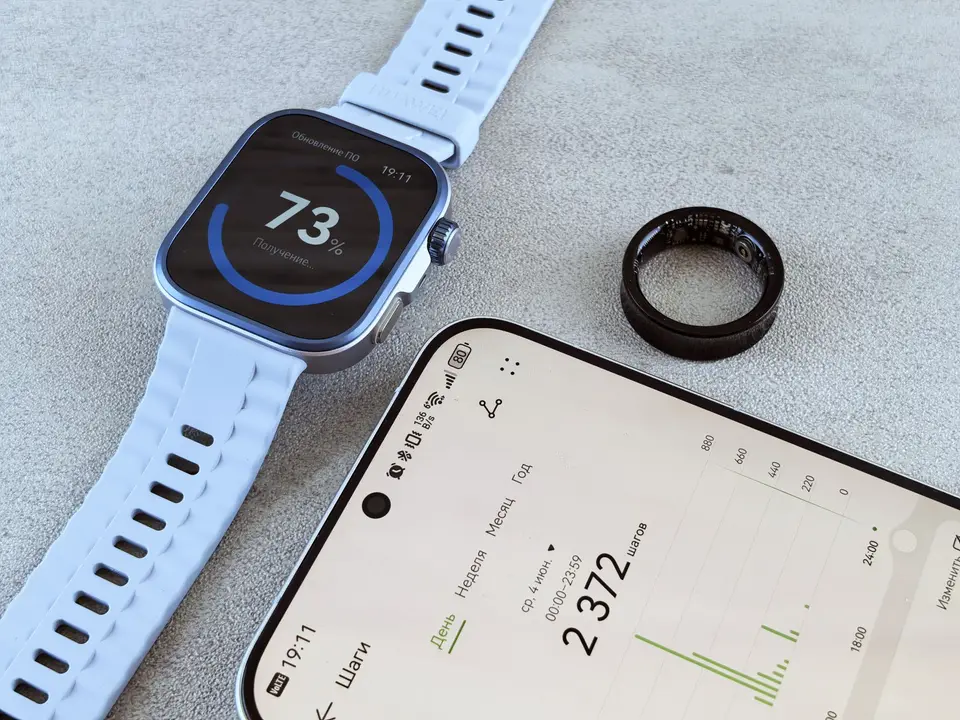 兩台 Garmin 裝置與 Garmin Connect App 的睡眠資料同步情境（示意圖）