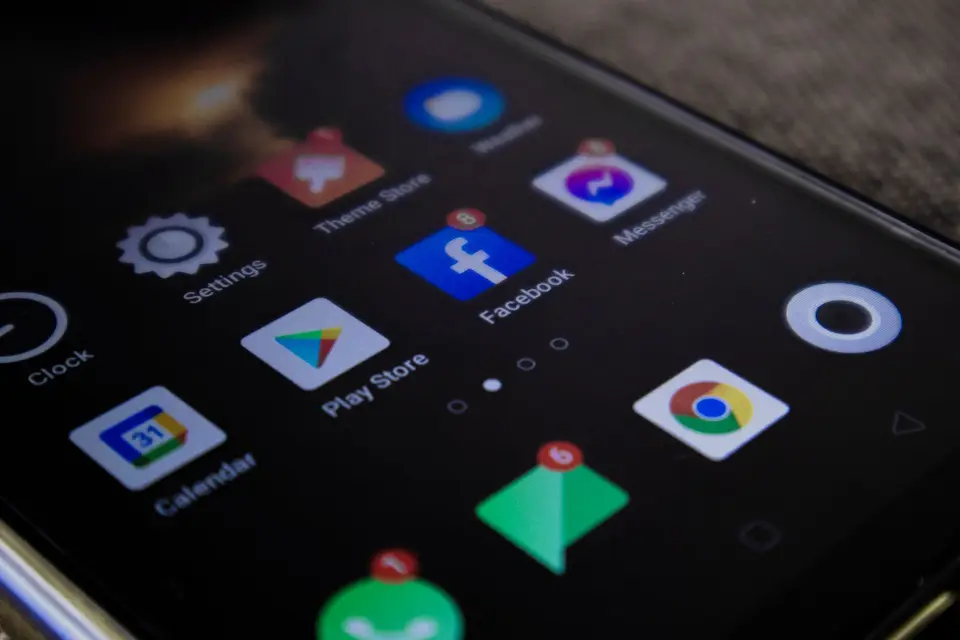 Android手機顯示應用程式商店與付款設定情境