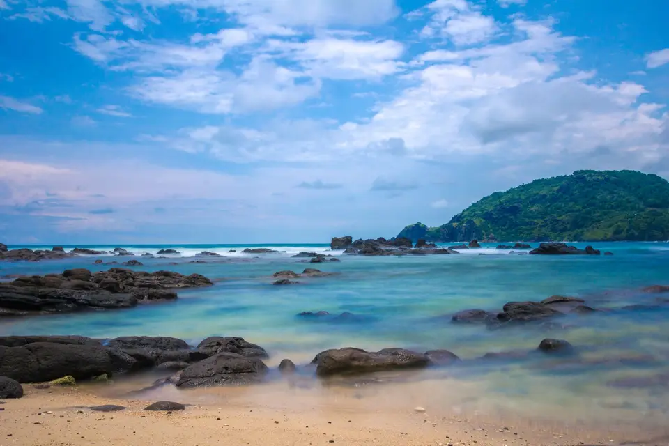 太平洋島國論壇成員國多為南太平洋島嶼,此次峰會在帛琉舉行(示意圖) 碧藍的海洋環繞著翠綠的熱帶島嶼。