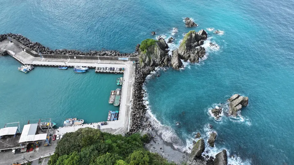 東台灣漁港與海岸景觀